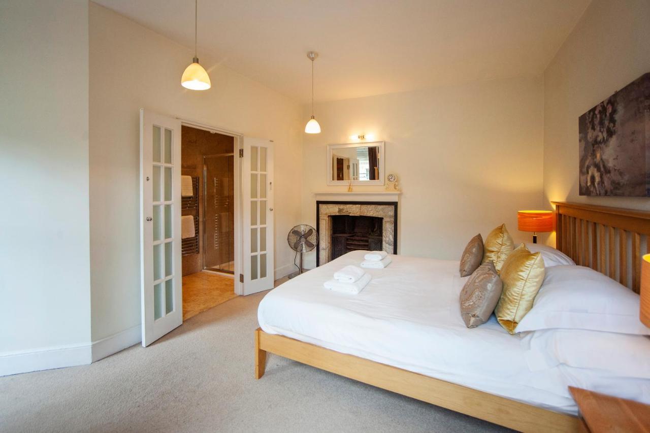 Stunning Spacious Central Apartment Near Parade Gardens Bath Extérieur photo
